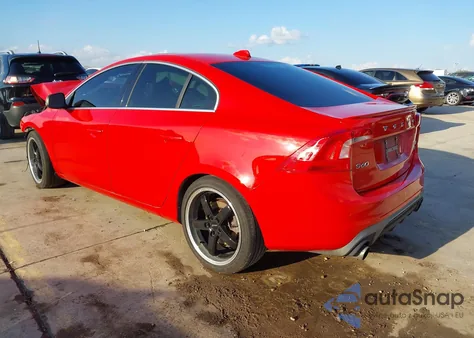 2016 Volvo S60 T6 Drive-E R-Design Platinum из США, поврежденный, VIN YV149MTS4G2415519